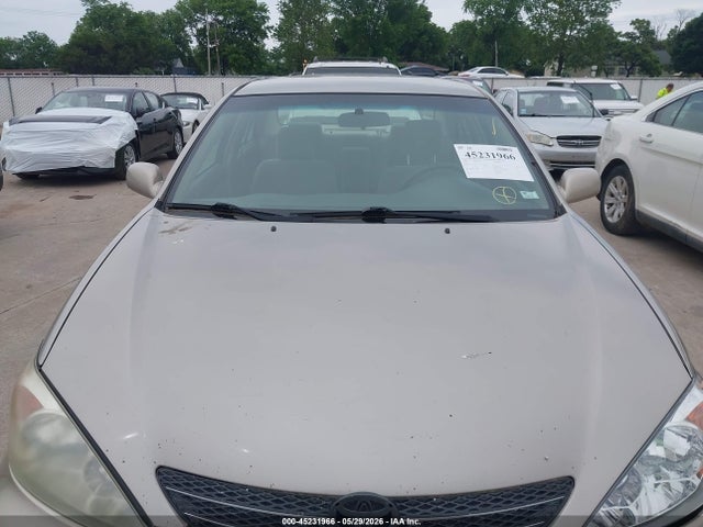 Toyota Camry Le