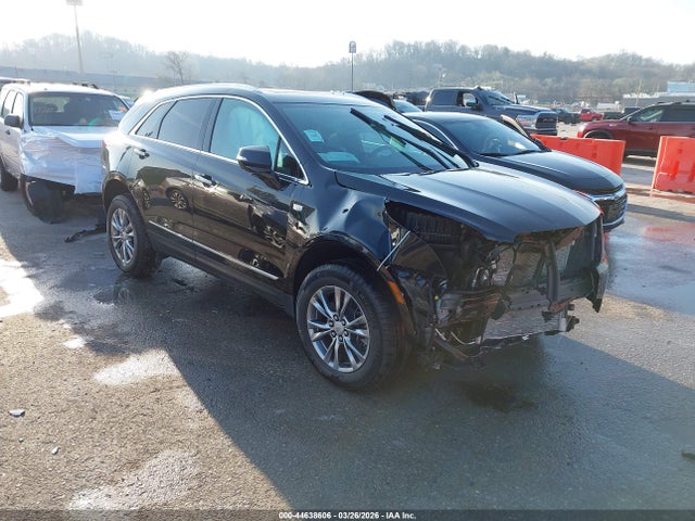 Salvage Cadillac XT5 Image