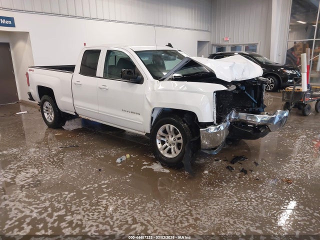 Salvage Chevrolet Silverado 1500 Image
