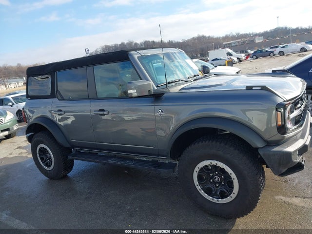 Ford Bronco Outer Banks
