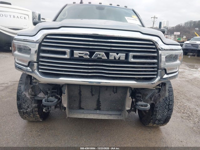 Ram 2500 Laramie  4x4 6'4 Box