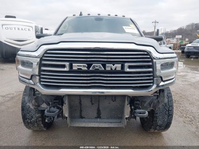 Ram 2500 Laramie  4x4 6'4 Box