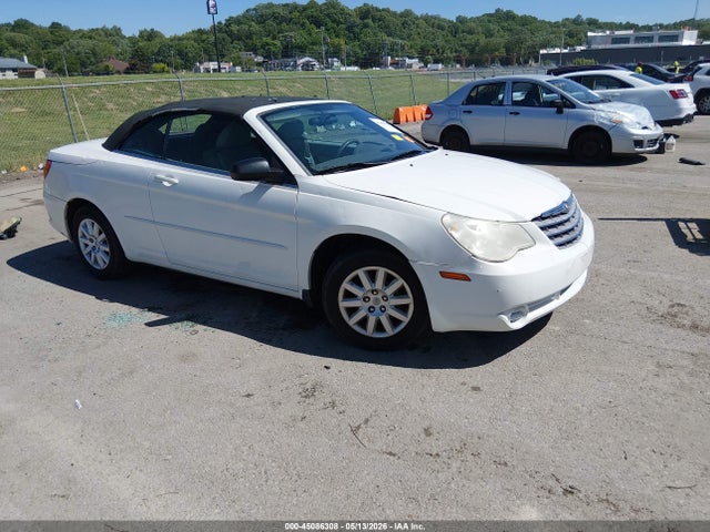 Salvage Chrysler Sebring Image