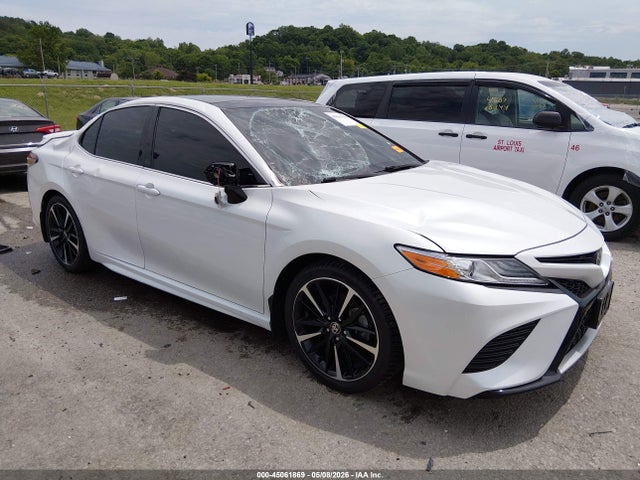 Salvage Toyota Camry Image