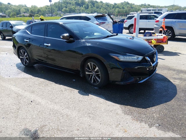 Salvage Nissan Maxima Image