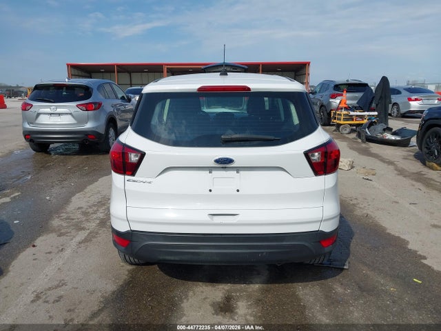 Ford Escape S