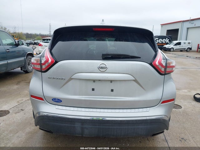 Nissan Murano S