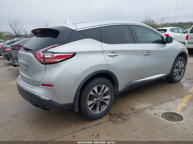 Nissan Murano S