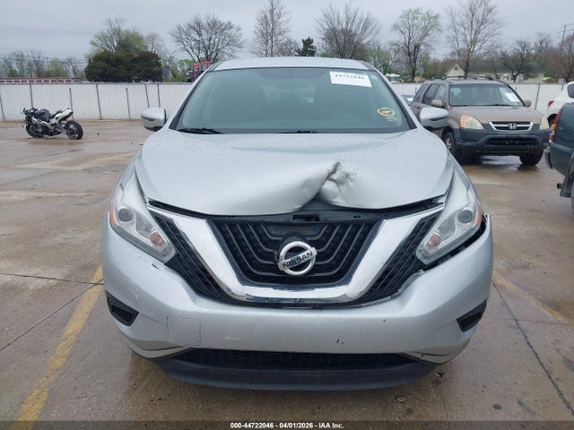 Nissan Murano S