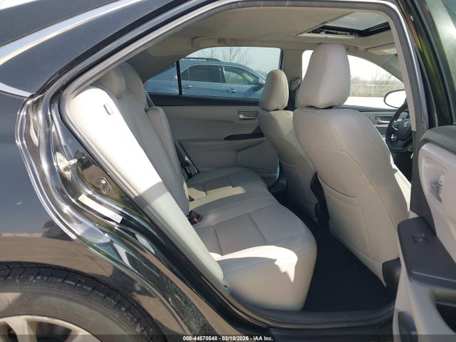 Toyota Camry Se