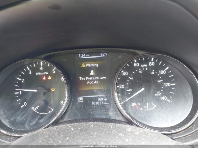 Nissan Rogue S