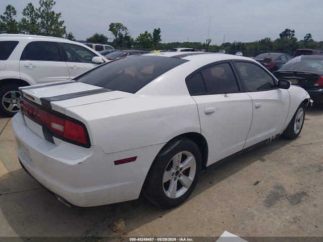 Dodge Charger Se