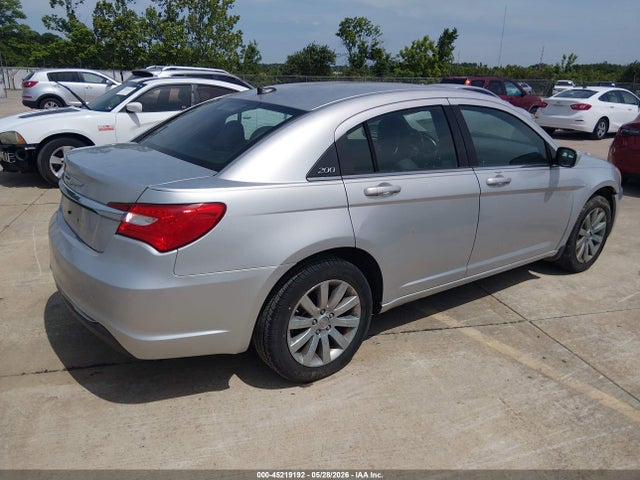 Chrysler 200 Touring