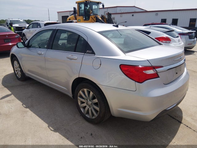Chrysler 200 Touring