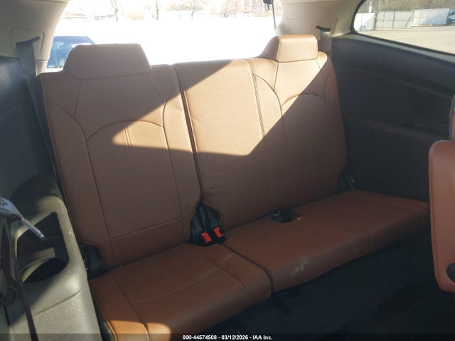 Chevrolet Traverse 2lt