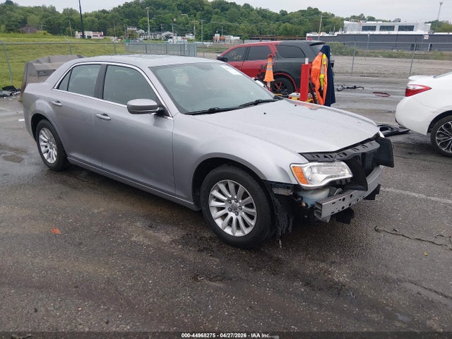 Salvage Chrysler 300 Image