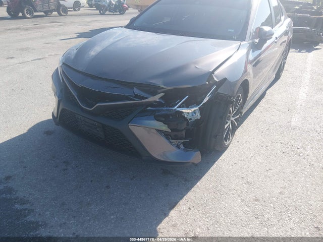 Toyota Camry Se