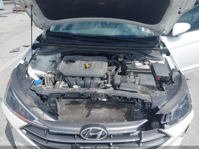 Hyundai ELANTRA Value Edition