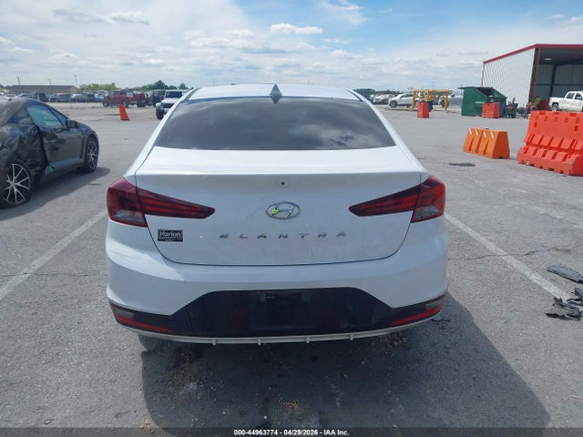 Hyundai ELANTRA Value Edition