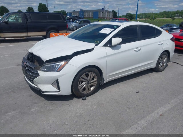 Hyundai ELANTRA Value Edition