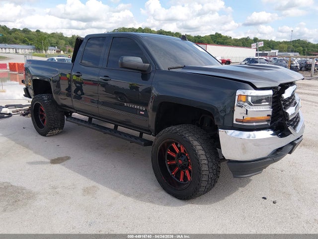 Salvage Chevrolet Silverado 1500 Image