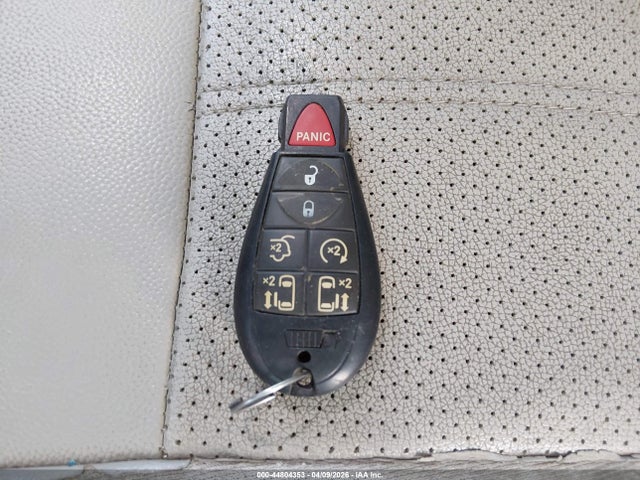 Chrysler Town & Country Touring-l