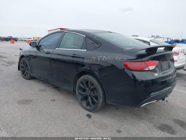 Chrysler 200 S