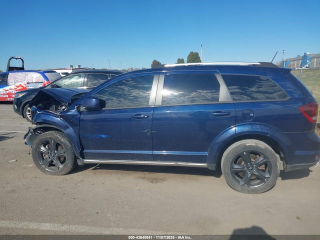 Dodge Journey Crossroad
