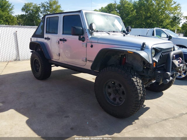 Salvage Jeep Wrangler Image