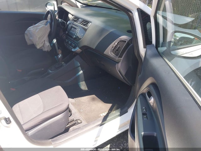 Kia Rio Lx