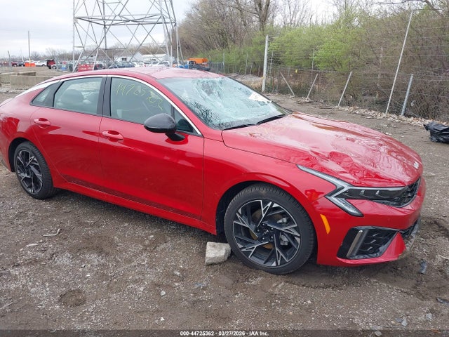 Salvage Kia K5 Image