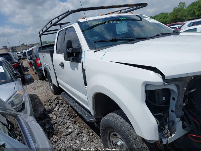 Ford F-250 Xl