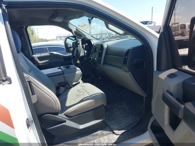 Ford F-250 Xl