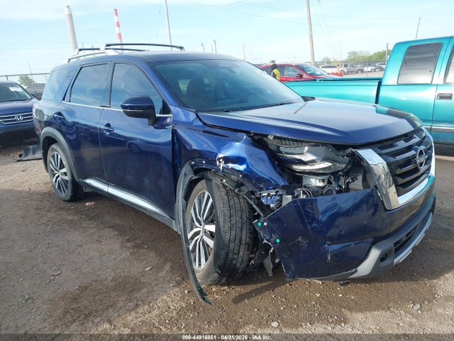 Nissan Pathfinder Platinum 4wd