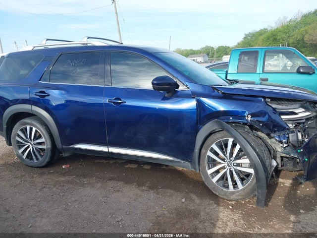 Nissan Pathfinder Platinum 4wd