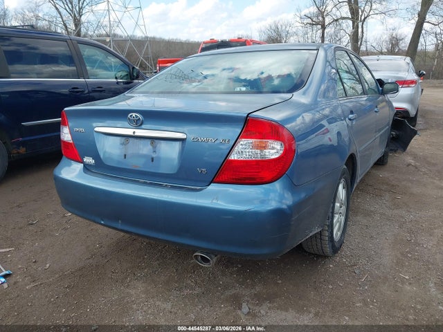 Toyota Camry Xle V6