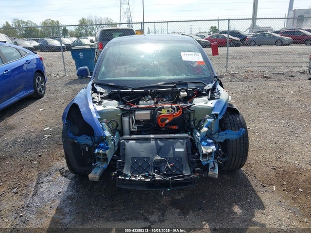 Tesla Model 3 Rear-wheel Drive