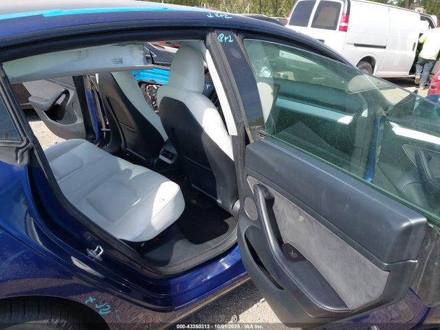 Tesla Model 3 Rear-wheel Drive
