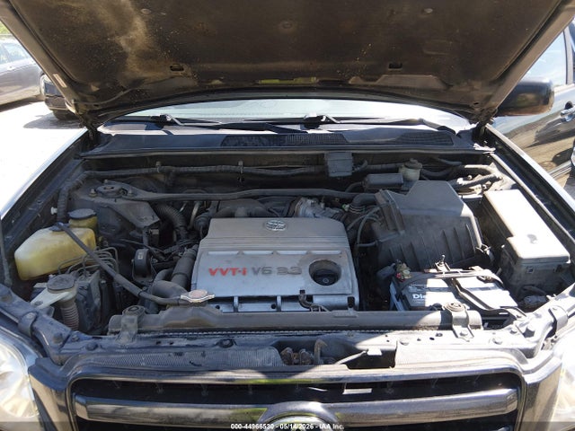 Toyota Highlander Limited V6