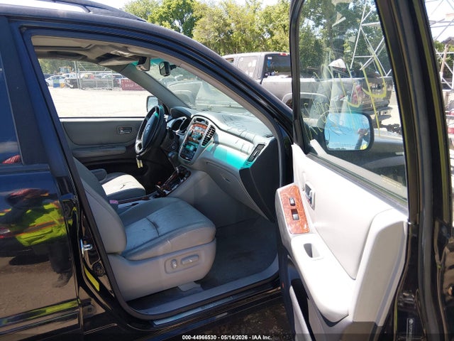 Toyota Highlander Limited V6
