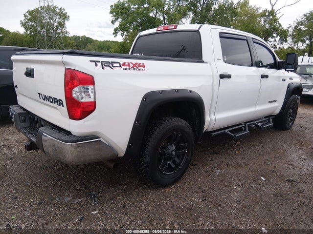 Toyota Tundra Sr5 5.7l V8