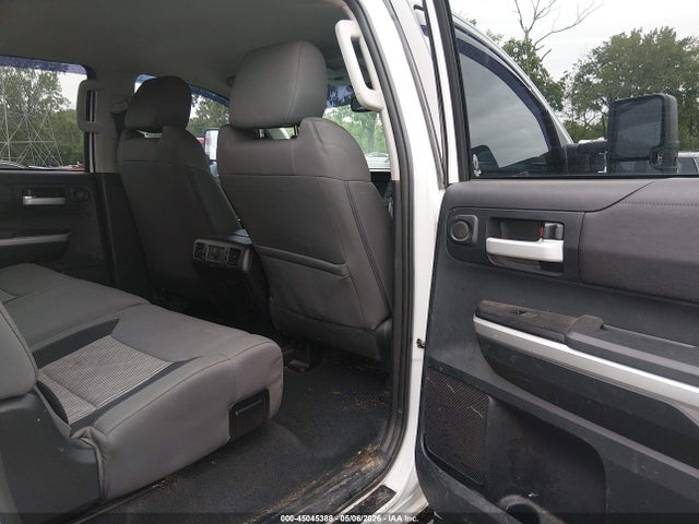Toyota Tundra Sr5 5.7l V8