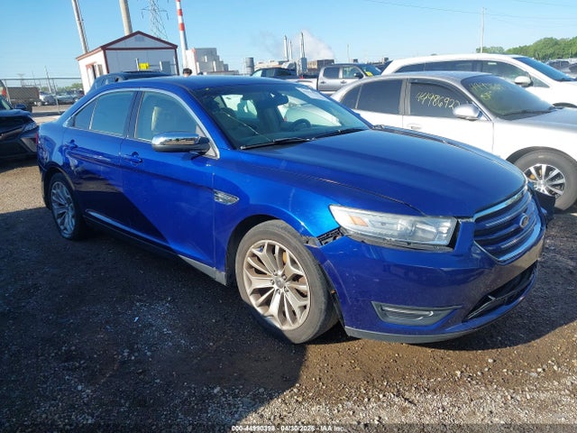 Salvage Ford Taurus Image