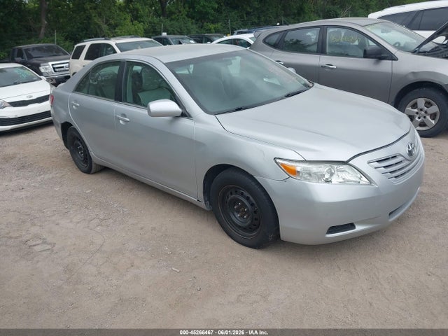 Salvage Toyota Camry Image