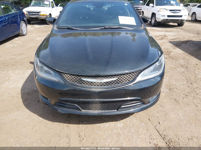 Chrysler 200 S