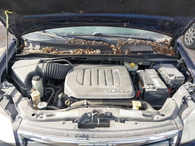 Chrysler Town & Country Touring-l