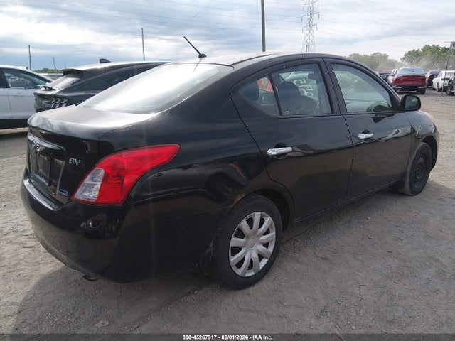 Nissan Versa 1.6 Sv