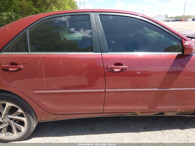 Toyota Camry Xle V6