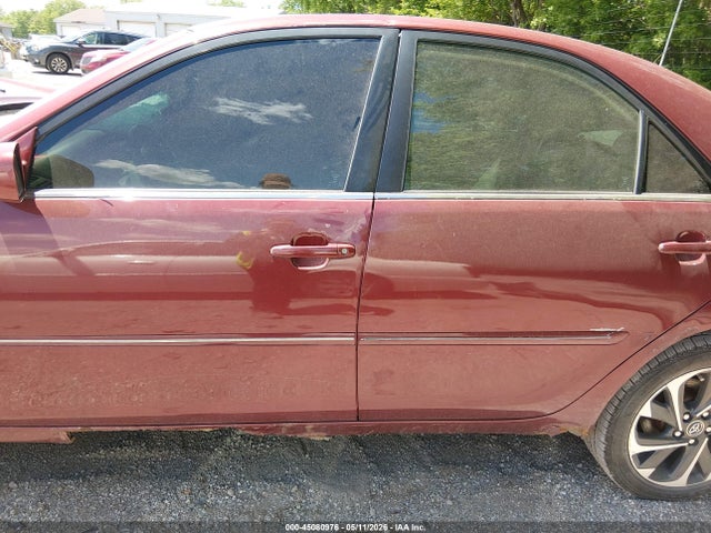 Toyota Camry Xle V6