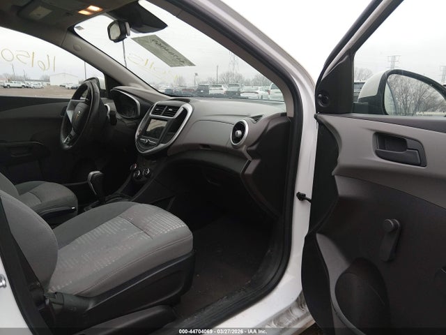 Chevrolet Sonic Lt Auto